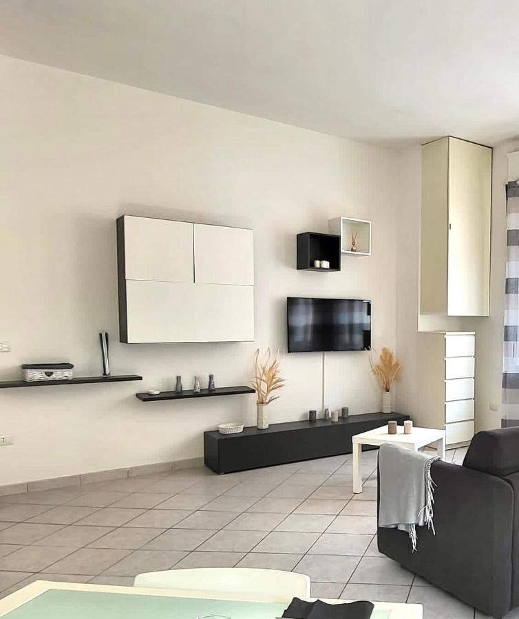 White Home Forli Centro Extérieur photo